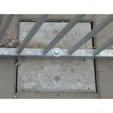 Verankering voetbaldoel betonpoer 30 x 30 cm